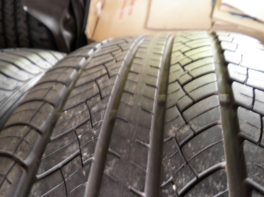 แม็กLANSO18 พร้อมยาง1ชุด ล้อใหญ่ๆใส่แล้วหล่อๆ ต่อรองได้ ขายได้ขาย