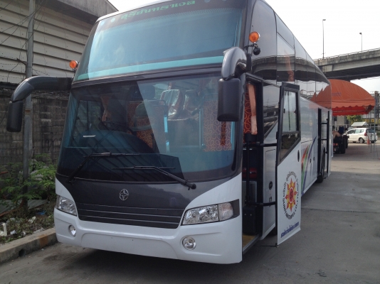 รถบัส 6ล้อ ขนาด 12ม. 340แรงม้า ถุงลมเขาควาย ต่อตัวถังเมืองไทย ราคา 4,290,000