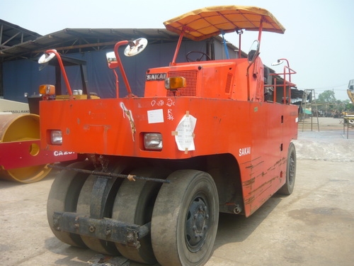 รถบด 9 ล้อยาง Sakai TS150 เพิ่งเหยียบถึงไทย ราคา 790,000