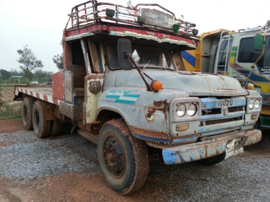 ขายด่วนสิบล้อหน้ายาวหางปลาสองเพลาใหญ่ NISSAN มีสโลว์เครื่อง HO7Cพวงมาลัยเพาเวอร์ทะเบียนเป็นทาดลาดแล้วรีบจอง 0801515451 0811838154