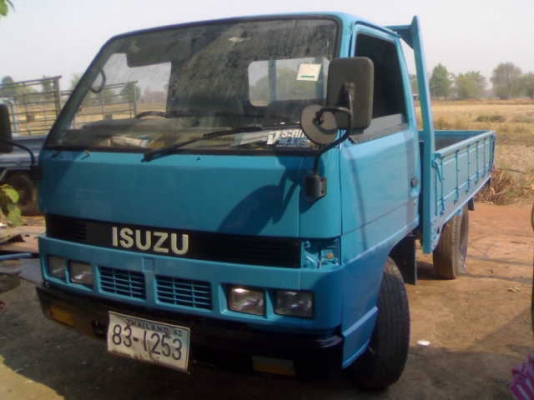 ขายด่วน NHR55E  4JB1 88HP แคชชีสวยจัด ยาง70\%