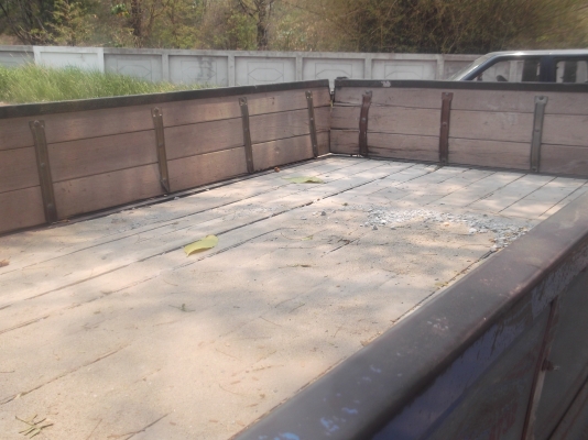 ขอบคุณArrow หาดแพง นครพนม จอง10000ขายด่วน nkr  4JB1 88HP แคชชีสวยจัด ยาง70\%