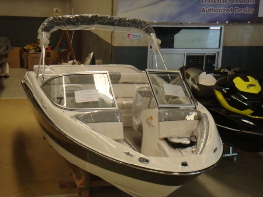 **โปรโมชั่น** เรือ Bayliner 185 ปี 2012 ลดราคาสุดพิเศษ **โปรโมชั่น** เรือ Bayliner 185 ปี 2012 ลดราคาสุดพิเศษ