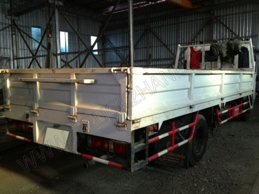 รถบรรทุก 6 ล้อ ยี่ห้อ ISUZU รุ่น NQR 175 แรงม้า