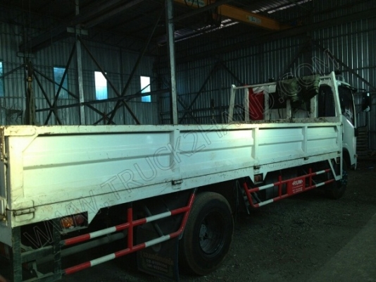 รถบรรทุก 6 ล้อ ยี่ห้อ ISUZU รุ่น NQR 175 แรงม้า