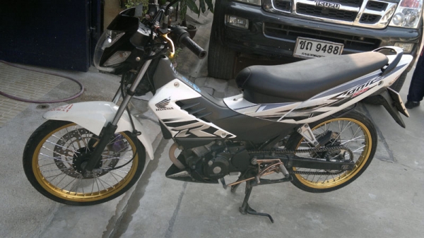โซนิกปี51 ตัวใหม่สตาร์ทมือ 26000 บาท