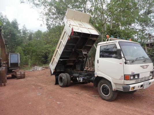 ขายรถบรรทุก 6ล้อดัมพ์ HINO KM 777 117 แรงม้า