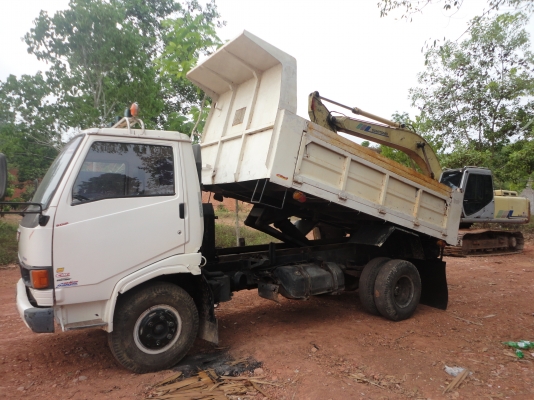 ขายรถบรรทุก 6ล้อดัมพ์ HINO KM 777 117 แรงม้า