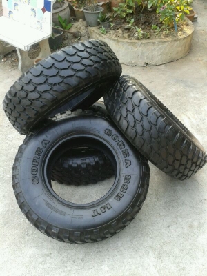 ขายยาง Mud 265/75R16 ปี11  สวยๆ