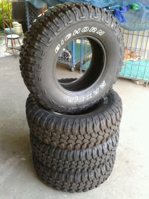 ขาย Mud Maxxis 762 ขนาด 265/75/16 ปลายปี 11