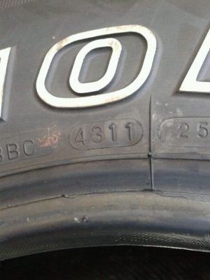ขาย Mud Maxxis 762 ขนาด 265/75/16 ปลายปี 11