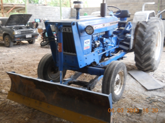 ขายดาวน์รถไถฟอร์ด7700 T3 พร้อมใช้งาน ขายดาวน์รถไถฟอร์ด7700 T3 พร้อมใช้งาน