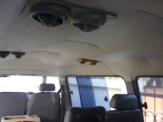 รถตู้hiace ตาหวาน เครือ่ง 1G auto LPG พวงมาลัยเพาเวอร์