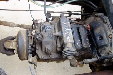 ขายหกล้อดั้ม  HENO FD เครื่อง HO7C 185 แรง เอกสานพร้อมโอน