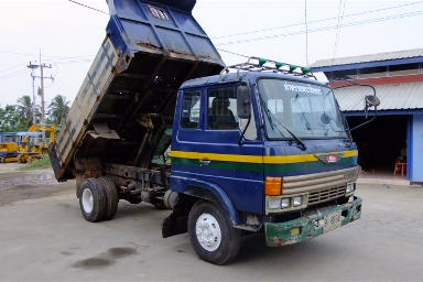 ขายหกล้อดั้ม  HENO FD เครื่อง HO7C 185 แรง เอกสานพร้อมโอน