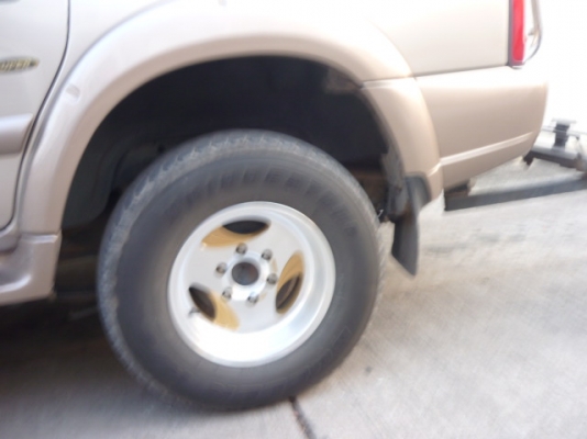 ล้อแม๊กเฉพาะล้อ ขอบ15 ..ENKAI 7500บาททำสีเรรียบร้อยไม่คด