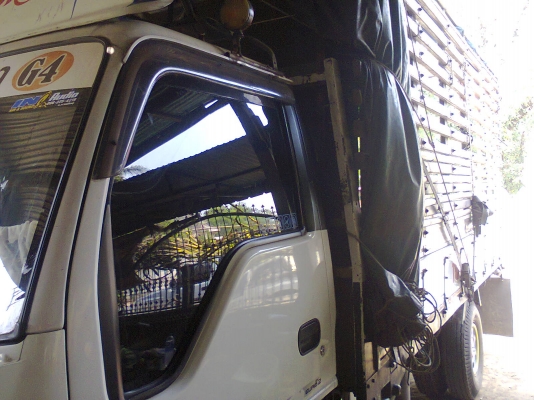 ขายรถบ้าน6ล้อ ISUZU NPR71LY52 130Hp Turbo ปลายปี50มือเดียวออกห้าง ฟรี พรบ.ประกันชั้น 1 พร้อมใช้พร้อมโอนสวยๆเดิม
