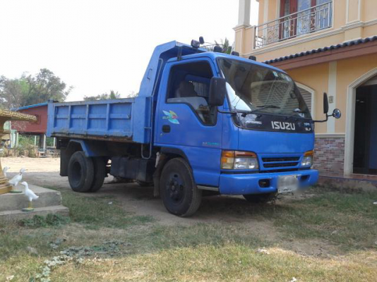 ขายหกล้อดั๊มพ์ ISUZU NPR 66G เครื่อง 130 แรง ยาง 7.25 ดั๊มพ์ดิน 3.5 เมตร จดทะเบียนปี 45 พร้อมโอน