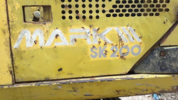 ขายรถตัก JCB ตักหน้า ขุดหลัง รถแบคโฮ KOBELCO  200 - 3  ( ขาย 2 รายการ )  สนใจติดต่อ 081 - 6079515