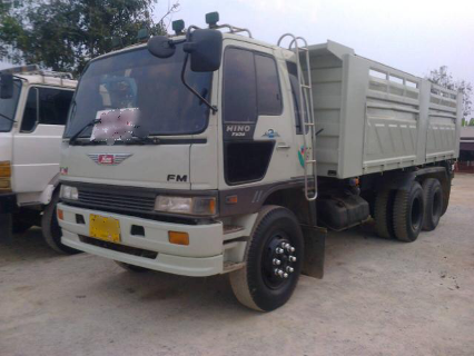 ขายรถบรรทุกสิบล้อดั๊มพ์ HINO 3M เครื่องเดิม เกียร์เดิม ดั๊มพ์สามมิตร ยางดี คัทซีไม่ผุ ทะเบียนพร้อมโอน มีไฟแนซ์บริการค่ะ