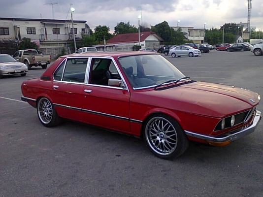 BMW 520 e12 เครื่อง 1jz แก็สLPG ล้อ 18  ขายถูก