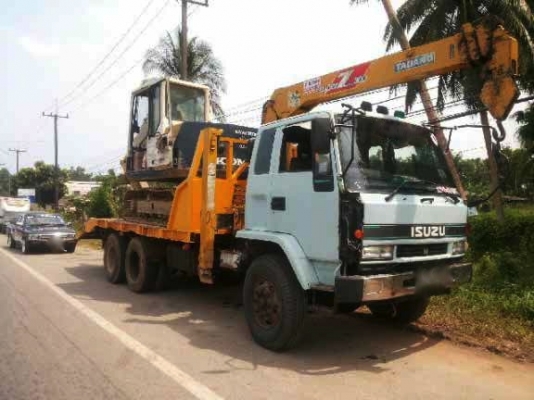 รถอิซูซุ 10 ล้อ ท้ายลาด 210 แรงม้า ติดเครน 3 ตัน  สนใจติดต่อ 081 - 6079515