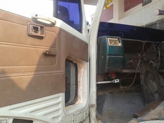 ขาย 6 ล้อดั้ม FC114A. เครื่อง 117 แรง. WO4D เครื่องแห้ง แรง ดี คัซซีสวยมากๆ สวยตลอดเส้น พร้อมโอน พร้อมใช้งานสุดๆ. ขาย 6 ล้อดั้ม FC114A. เครื่อง 117 แรง. WO4D เครื่องแห้ง แรง ดี คัซซีสวยมากๆ สวยตลอดเส้น พร้อมโอน พร้อมใช้งานสุดๆ.