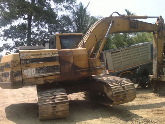รถแบคโฮ CAT  320 - 1 เวอร์ชั่นวัน    สนใจติดต่อ 081 - 6079515