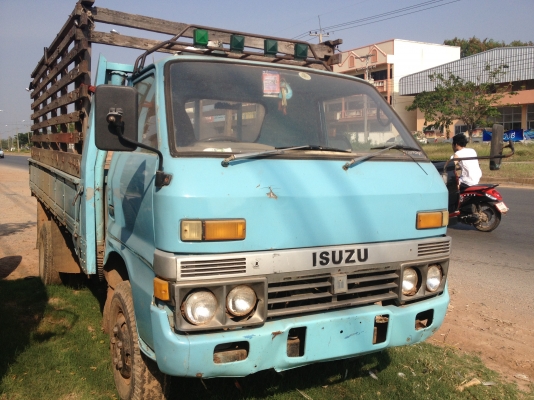 ขาย6ล้อ ไม่มีทะเบียน ราคาถูก ลดสุดๆ 100000 คนขายอยากขาย