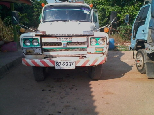 ขาย อิซุซุ10 ล้อ เพลาเดียว 165แรง แท้งค์น้ำ 30,000 ลิตร