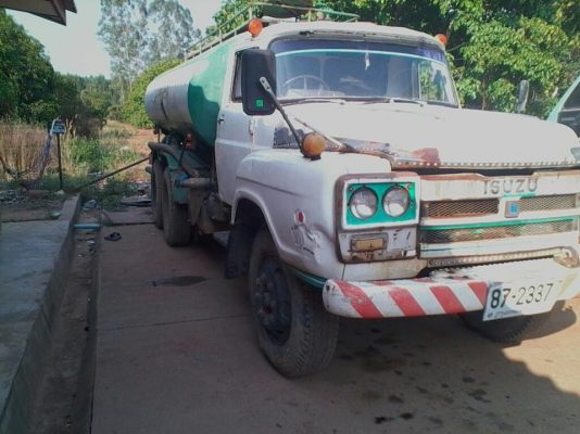 ขาย อิซุซุ10 ล้อ เพลาเดียว 165แรง แท้งค์น้ำ 30,000 ลิตร