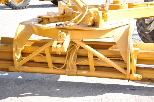 CATERPILLAR  140 G  SN  72V13437