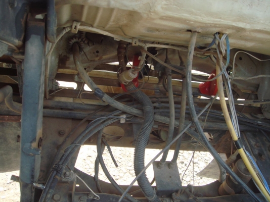 ขายรถ 6 ล้อ HINO WO4D 117 แรง กะบะเหล็กดั้มพ์ ยาง 825-16 เกียร์สั้นเดิม 6 เกียร์