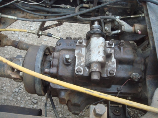 ขายรถ 6 ล้อ HINO WO4D 117 แรง กะบะเหล็กดั้มพ์ ยาง 825-16 เกียร์สั้นเดิม 6 เกียร์