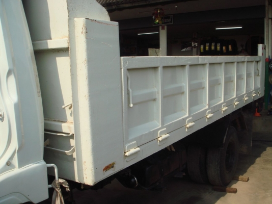 ขายรถ 6 ล้อ HINO WO4D 117 แรง กะบะเหล็กดั้มพ์ ยาง 825-16 เกียร์สั้นเดิม 6 เกียร์