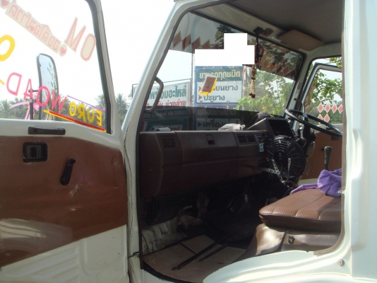 ขายรถ 6 ล้อ HINO WO4D 117 แรง กะบะเหล็กดั้มพ์ ยาง 825-16 เกียร์สั้นเดิม 6 เกียร์