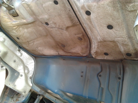 ***ขายแล้วครับขอบคุณ Truck2hand ขาย 6ล้อสวยๆ ISUZU NQR 120 (คัสซีใหญ่) ปี42 NQR66LX5 Tเครื่องเดิมๆ 4HF1 ฝาขาว แห้งจัด ไม่มีไอไม่มีเยิ้ม เกียร์เดิมๆ ช่วงล่างคัสซีสวย ไ่ม่ผุไม่บวม ไม่ดาม กระบะ4.5ม.คอกเหล็กสาดสีใหม่ พื้นเหล็กไม่ผุ ยางสวย6เส้น หัวบางเดิม ไม่เ