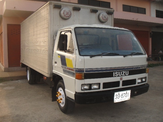 ขาย ISUZU NPR 115 แรง ตู้แห้ง 5 เมตร จดปี 36 ( ห้างแท้ ) ขาย ISUZU NPR 115 แรง ตู้แห้ง 5 เมตร จดปี 36 ( ห้างแท้ )