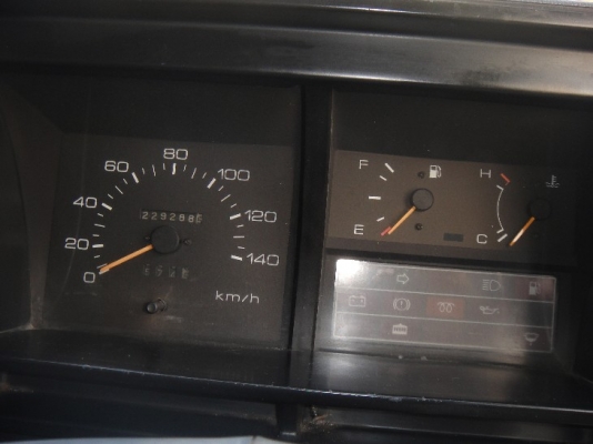 ขาย ISUZU NPR 115 แรง ตู้แห้ง 5 เมตร จดปี 36 ( ห้างแท้ ) ขาย ISUZU NPR 115 แรง ตู้แห้ง 5 เมตร จดปี 36 ( ห้างแท้ )