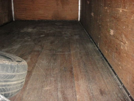 ขาย ISUZU NPR 115 แรง ตู้แห้ง 5 เมตร จดปี 36 ( ห้างแท้ ) ขาย ISUZU NPR 115 แรง ตู้แห้ง 5 เมตร จดปี 36 ( ห้างแท้ )