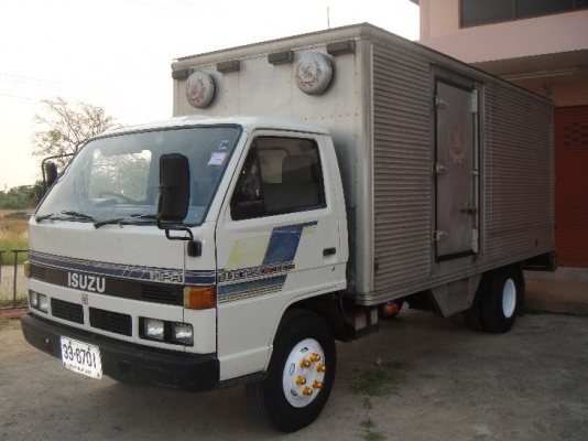 ขาย ISUZU NPR 115 แรง ตู้แห้ง 5 เมตร จดปี 36 ( ห้างแท้ ) ขาย ISUZU NPR 115 แรง ตู้แห้ง 5 เมตร จดปี 36 ( ห้างแท้ )