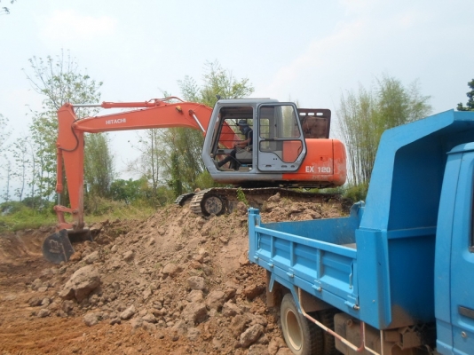 ขายแบคโฮ HITACHI EX120-2