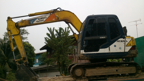 ขาย sk 60 -3 สภาพดีแน่นสลักไม่คอนไฟฟ้าครบ มีใบอินวอยครับ