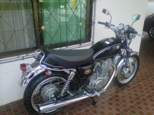 ***ขาย sr400 แนว castom ปีใหม่ลูกค้าเทรินมาซักคันคับ 67000 ลองดู ohm คอนหวัน **0858730704