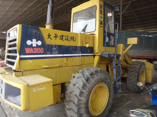 ขายด่วน  รถตัก KOMATSU  WA300- 1  พร้อมใช้งาน  สภาพดีมาก