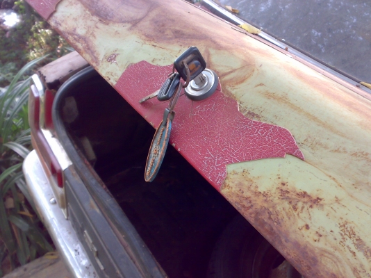 ขายด่วน รถโบราณ มิตซู แลนเซอร์ ท้ายแอล A72  ถูกกว่านี้มีอีกไหมครับ