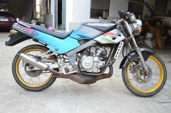 kawasaki victor 150cc สภาพใช้ไปทำงานทุกวัน ทะเบียนพร้อมโอนรถมีทะเบียน พร้อมโอน เครื่องเงียบ หรือ แลก รถกันครับ