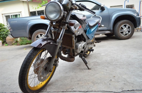 kawasaki victor 150cc สภาพใช้ไปทำงานทุกวัน ทะเบียนพร้อมโอนรถมีทะเบียน พร้อมโอน เครื่องเงียบ หรือ แลก รถกันครับ