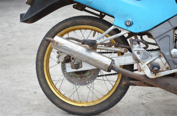 kawasaki victor 150cc สภาพใช้ไปทำงานทุกวัน ทะเบียนพร้อมโอนรถมีทะเบียน พร้อมโอน เครื่องเงียบ หรือ แลก รถกันครับ