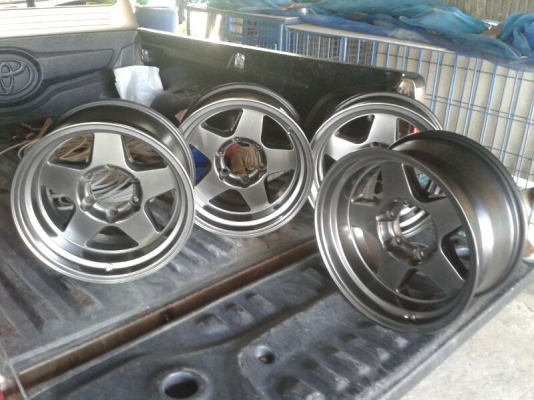 ขายตะขาบ 35R16 + ล้อ Breadley (Lenso) 16 x 8 -25